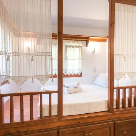 Rustic Escape - Private Haven Near The Σπίτι διακοπών